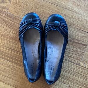 Cute Sonoma Women's Black Ballet flats